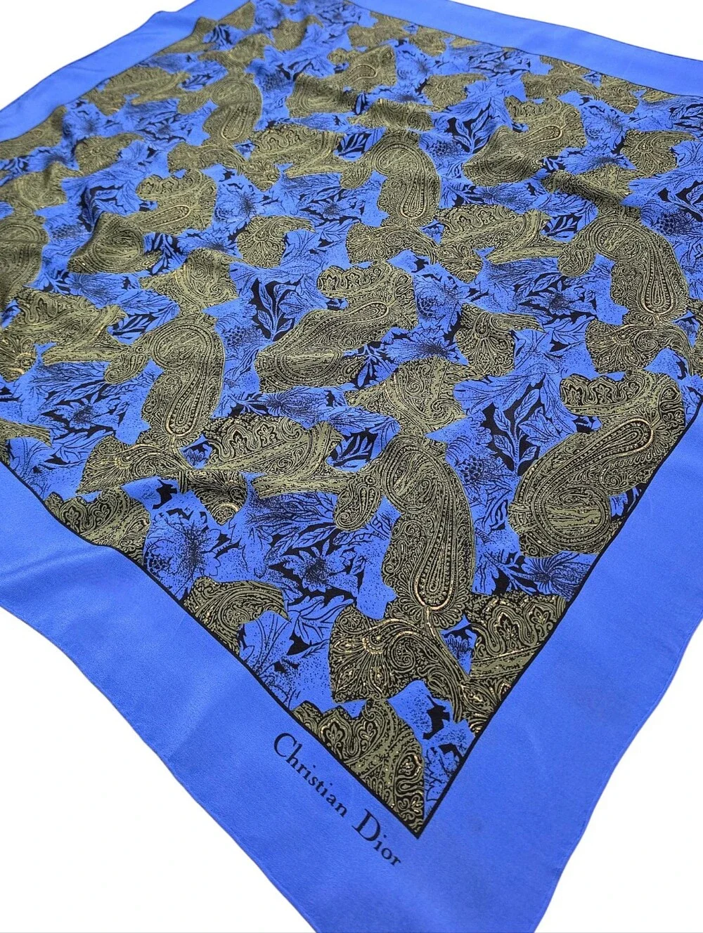 CHRISTIAN DIOR SCARF